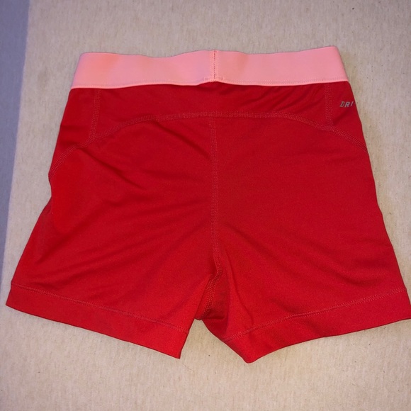 *SOLD* Nike Pro Shorts - Picture 2 of 3